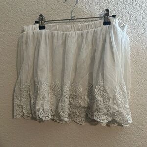 SO White Lace Skirt